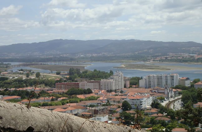 ID67 Viana vista da encosta de Sta. Luzia